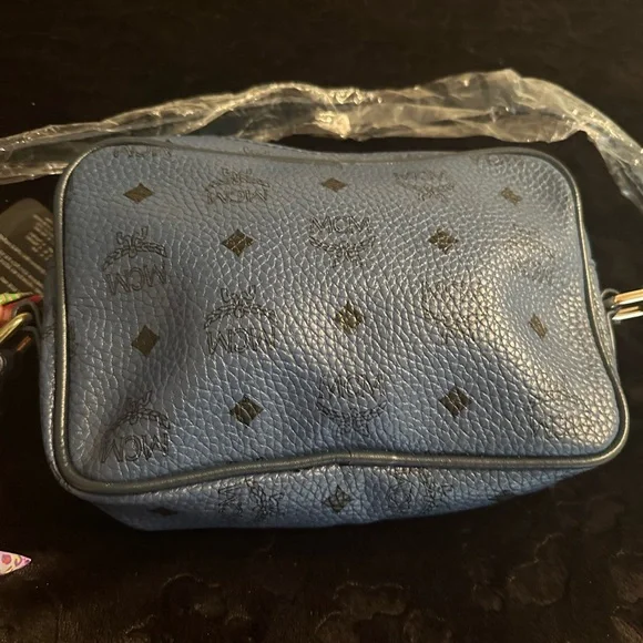 MCM Blue Crossbody Bag with Silver Details - Picture 3 of 4